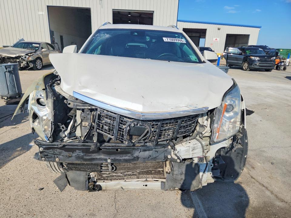 2016 Cadillac Srx მანქანა იყიდება აუქციონზე, vin: 3GYFNBE31GS567907, აუქციონის ნომერი: 71009966