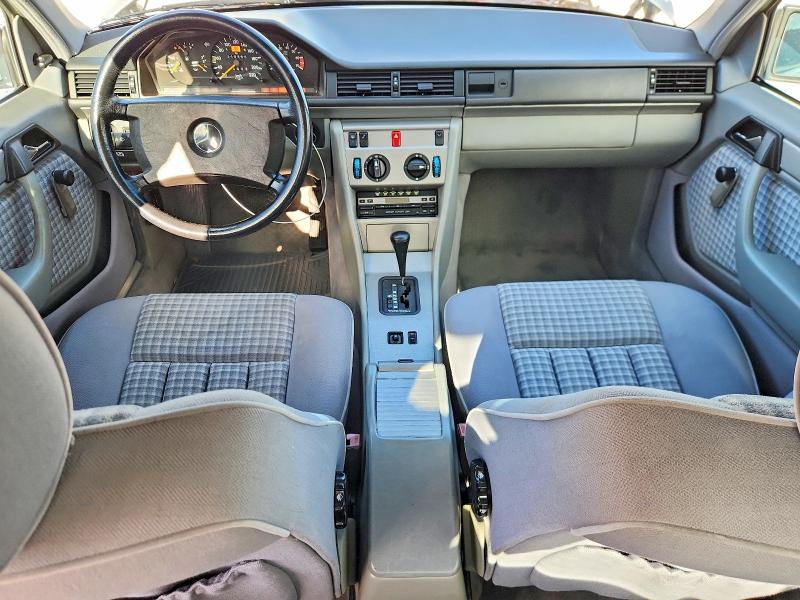 68991576 :رقم المزاد ، WDB1240231B517199 vin ، 1991 Mercedes-benz 300 D مزاد بيع