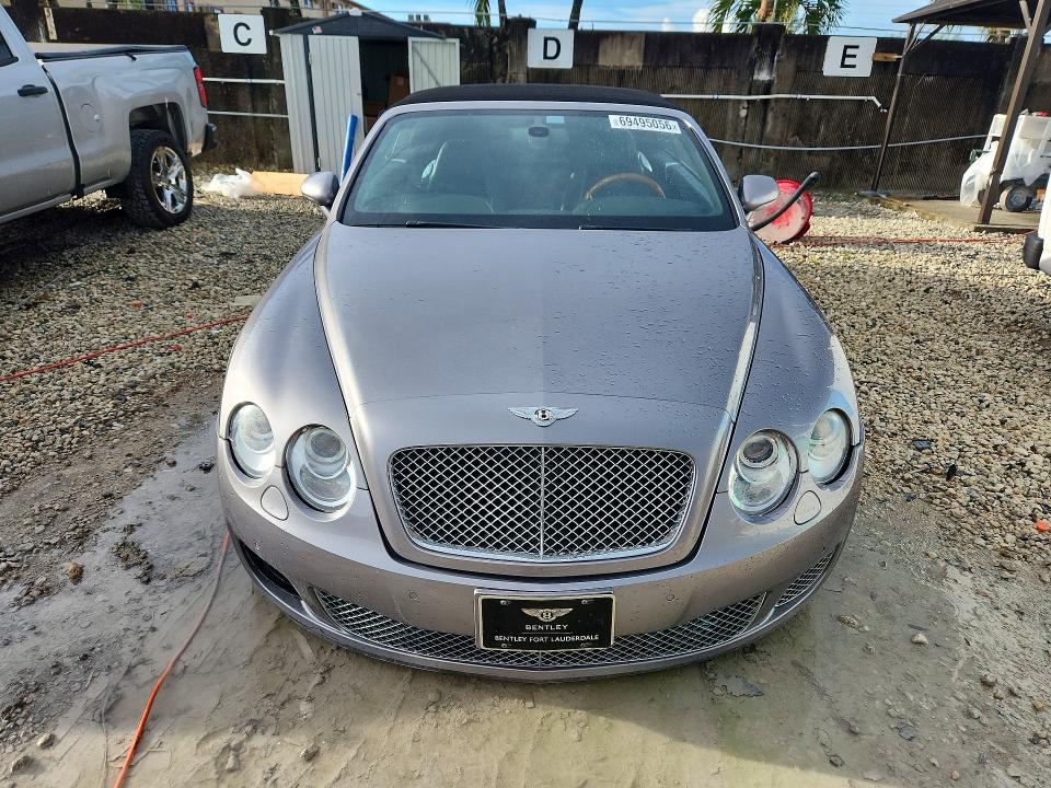 69495056 :رقم المزاد ، SCBDR33WX7C045791 vin ، 2007 Bentley Continental مزاد بيع