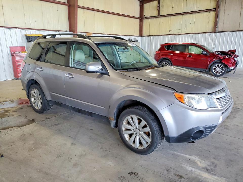 Продаж на аукціоні авто 2011 Subaru Forester, vin: JF2SHBDC3BH703096, номер лоту: 70102916