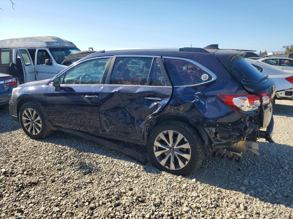 Продажа на аукционе авто 2018 Subaru Outback, vin: 4S4BSATC7J3221556, номер лота: 68763606