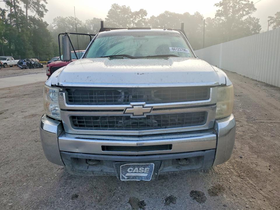 66123796 :رقم المزاد ، 1GBJC34K78E126237 vin ، 2008 Chevrolet Silverado مزاد بيع