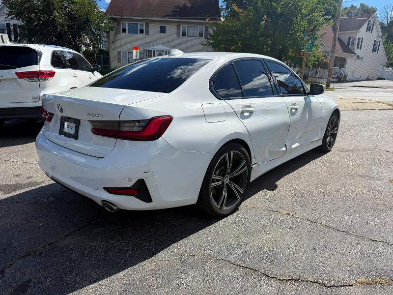 70011806 :رقم المزاد ، 3MW5R7J04N8C65534 vin ، 2022 Bmw 330xi مزاد بيع
