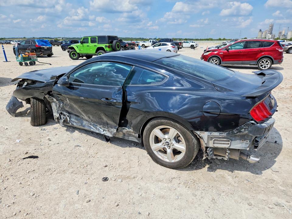 Продажа на аукционе авто 2018 Ford Mustang, vin: 1FA6P8TH8J5108432, номер лота: 69621536