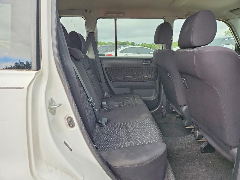 70451416 :رقم المزاد ، JTLKT324X50197952 vin ، 2005 Scion Xb مزاد بيع