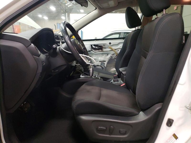 70673026 :رقم المزاد ، 5N1AT2MV7HC896512 vin ، 2017 Nissan Rogue مزاد بيع