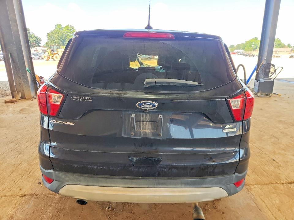 2019 Ford Escape მანქანა იყიდება აუქციონზე, vin: 1FMCU0GDXKUC19243, აუქციონის ნომერი: 67479486