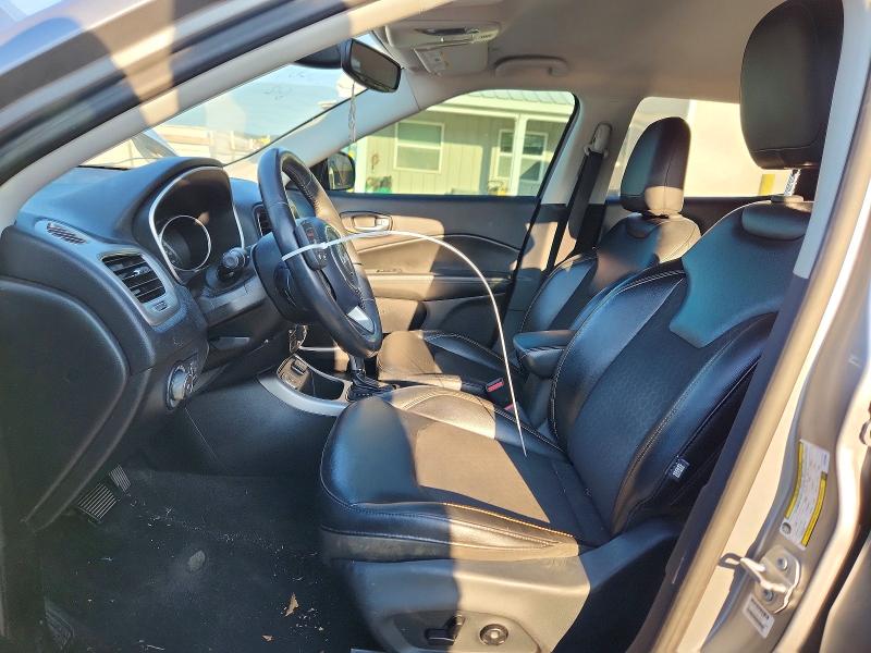 71069756 :رقم المزاد ، 3C4NJCBB0JT407808 vin ، 2018 Jeep Compass مزاد بيع