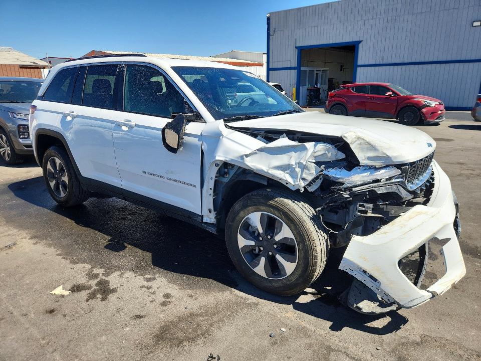 Продаж на аукціоні авто 2024 Jeep Grand Cherokee, vin: 1C4RJYB68R8521311, номер лоту: 68870996