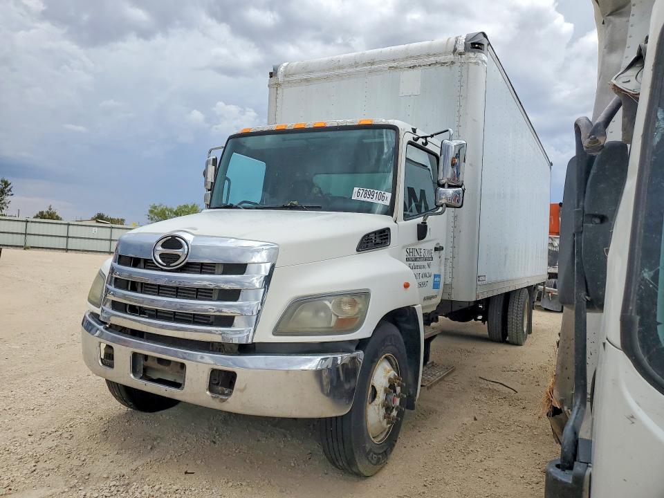 67899106 :رقم المزاد ، 5PVNE8JV4D4S52820 vin ، 2013 Hino 258/268 مزاد بيع