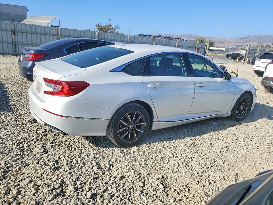 2021 Honda Accord მანქანა იყიდება აუქციონზე, vin: 1HGCV1F59MA118007, აუქციონის ნომერი: 68413406
