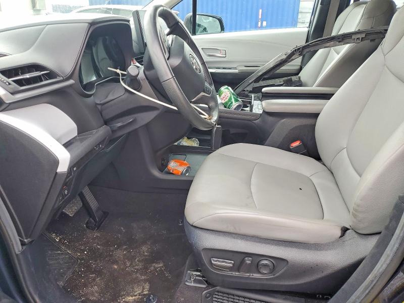 Продажа на аукционе авто 2025 Toyota Sienna, vin: 5TDYRKEC6SS229967, номер лота: 70101816