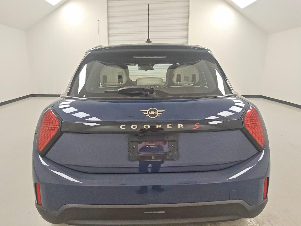 69335256 :رقم المزاد ، WMW53GD09T2Y07932 vin ، 2026 Mini Cooper مزاد بيع