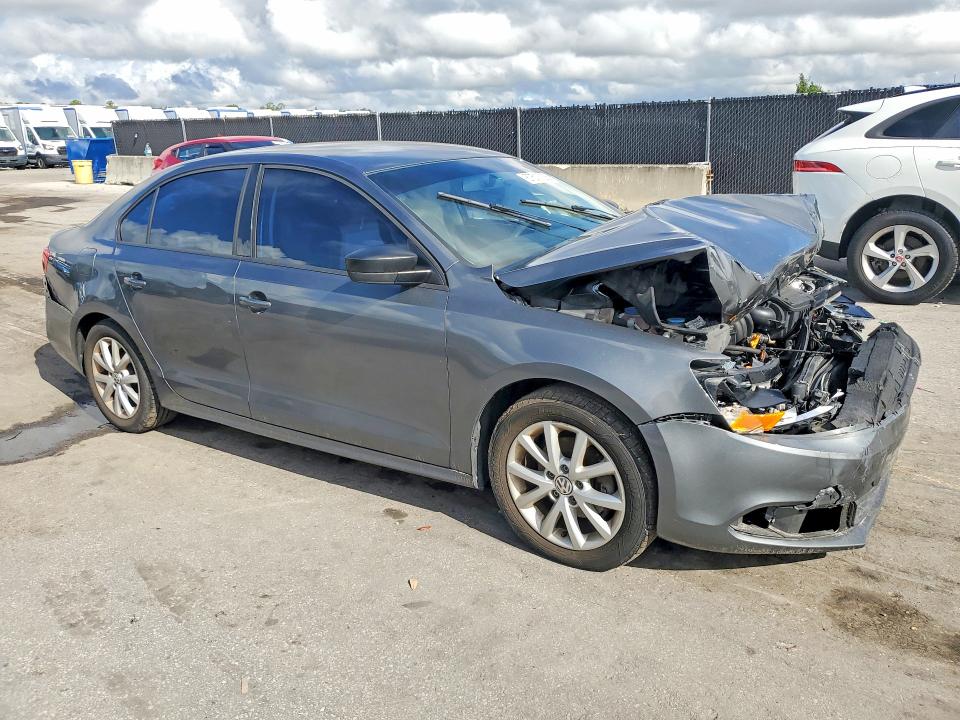 Продажа на аукционе авто 2014 Volkswagen Jetta, vin: 3VW2K7AJ8EM237324, номер лота: 67517326