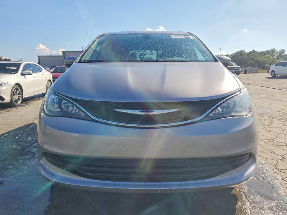 68564886 :رقم المزاد ، 2C4RC1DG1HR676082 vin ، 2017 Chrysler Pacifica مزاد بيع