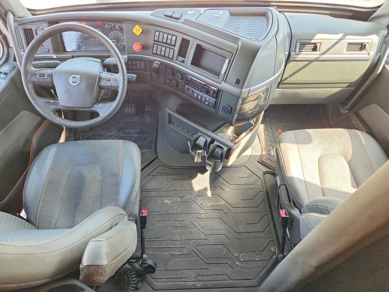 2021 Volvo Vn მანქანა იყიდება აუქციონზე, vin: 4V4NC9EJ7MN238203, აუქციონის ნომერი: 70484546