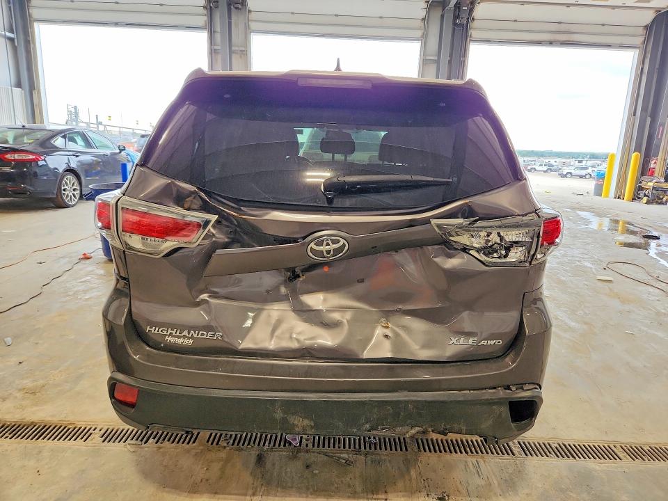 Продаж на аукціоні авто 2016 Toyota Highlander, vin: 5TDJKRFH0GS238700, номер лоту: 69482956