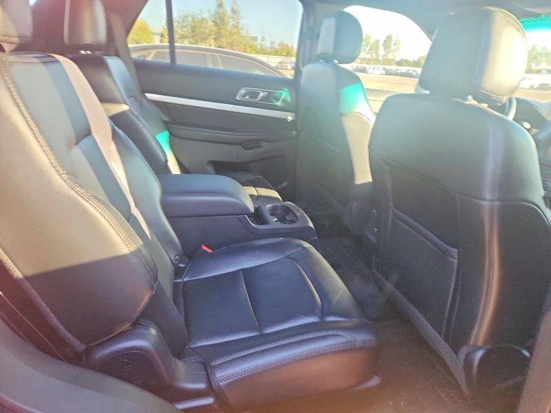 68382996 :رقم المزاد ، 1FM5K8D82GGC16105 vin ، 2016 Ford Explorer مزاد بيع