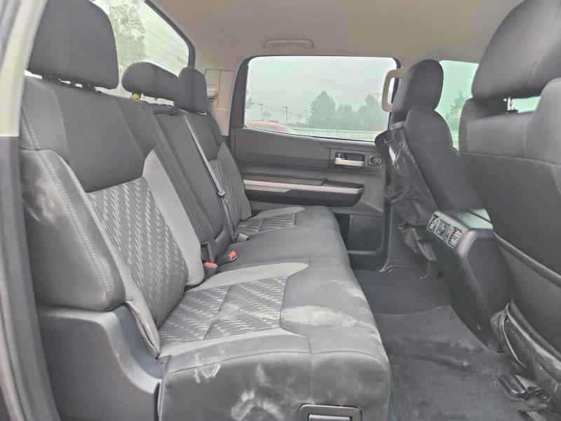 70100786 :رقم المزاد ، 5TFDW5F11KX867611 vin ، 2019 Toyota Tundra مزاد بيع