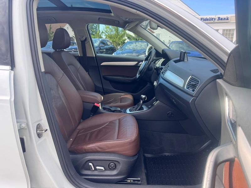 Продажа на аукционе авто 2016 Audi Q3, vin: WA1EFCFS7GR017215, номер лота: 68509646