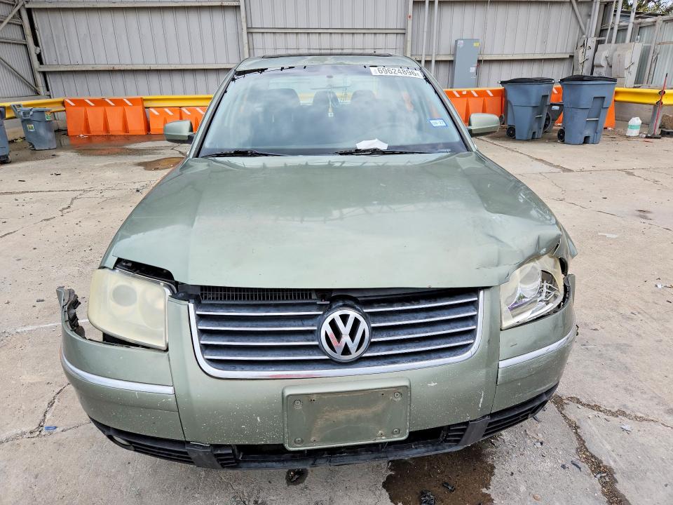 2001 Volkswagen Passat მანქანა იყიდება აუქციონზე, vin: WVWPD63B01P102412, აუქციონის ნომერი: 69624896
