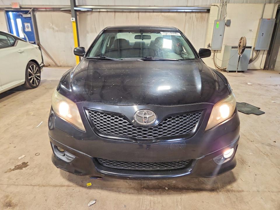 Aukcja sprzedaży 2011 Toyota Camry, vin: 4T1BF3EK9BU745596, numer aukcji: 70528596