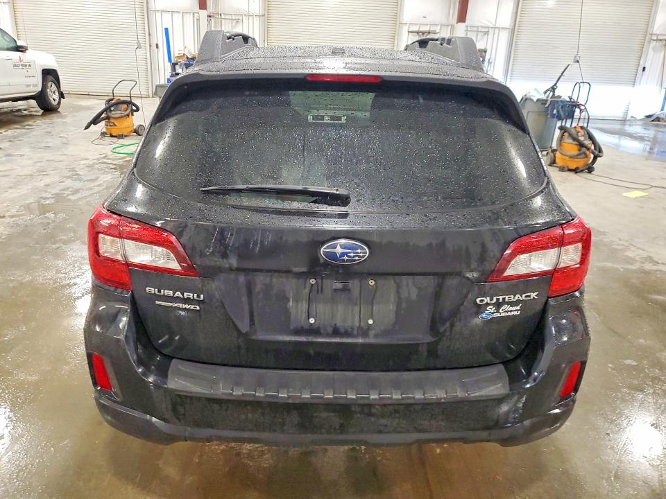 70250306 :رقم المزاد ، 4S4BSBDC3F3297366 vin ، 2015 Subaru Outback مزاد بيع