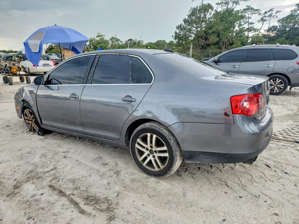 Продажа на аукционе авто 2005 Volkswagen New Jetta, vin: 3VWDF71K35M647535, номер лота: 69299986