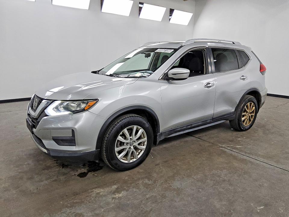 2017 Nissan Rogue მანქანა იყიდება აუქციონზე, vin: 5N1AT2MV9HC840104, აუქციონის ნომერი: 65968156