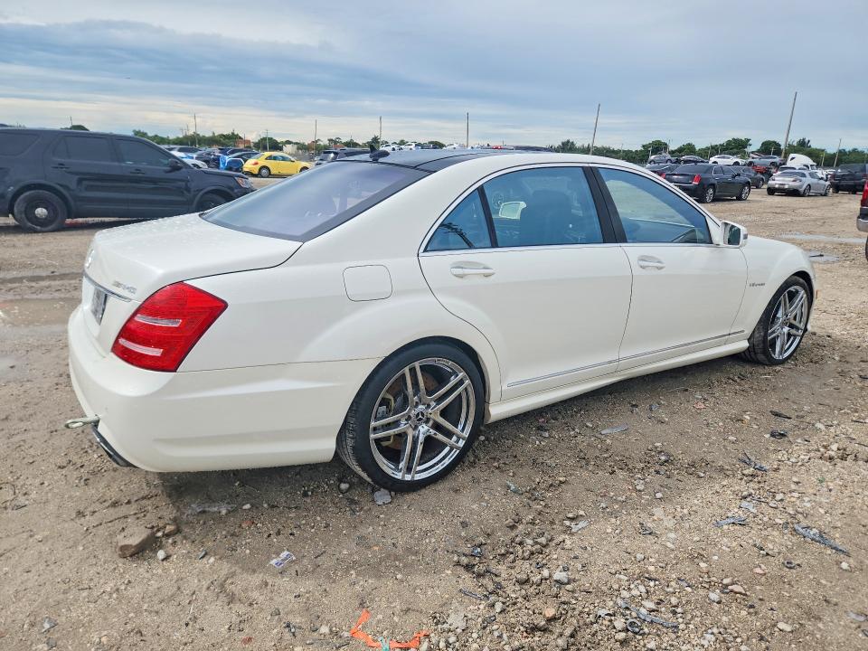 Продаж на аукціоні авто 2011 Mercedes-benz S, vin: WDDNG7EB7BA369753, номер лоту: 70772446