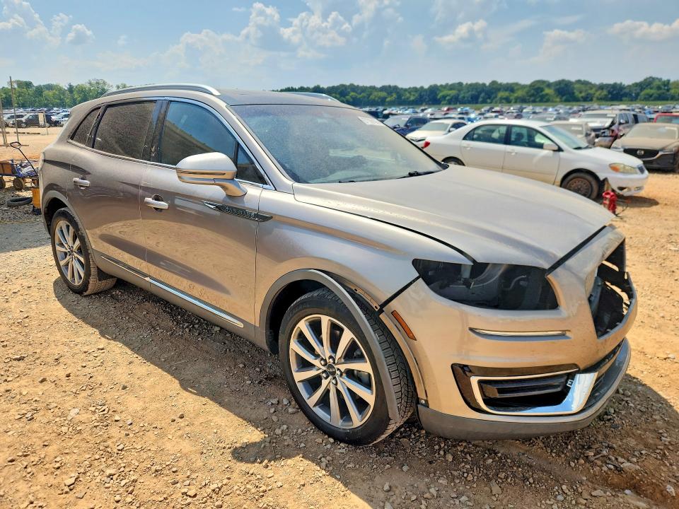 67739196 :رقم المزاد ، 2LMPJ6K95KBL41115 vin ، 2019 Lincoln Nautilus مزاد بيع