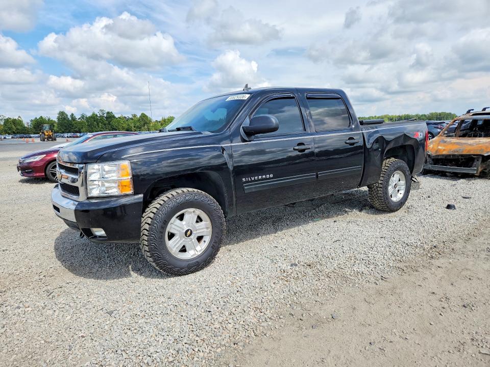 69929336 :رقم المزاد ، 3GCPKSE31BG320546 vin ، 2011 Chevrolet Silverado مزاد بيع