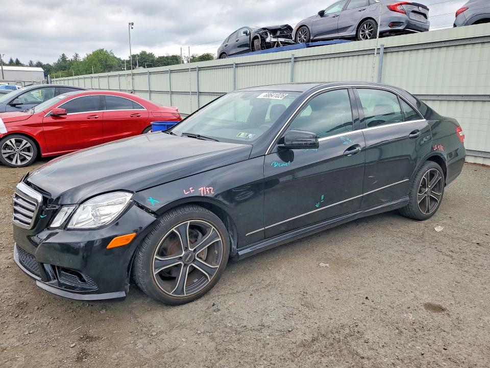 68641026 :رقم المزاد ، WDDHF8HB0BA386606 vin ، 2011 Mercedes-benz E مزاد بيع