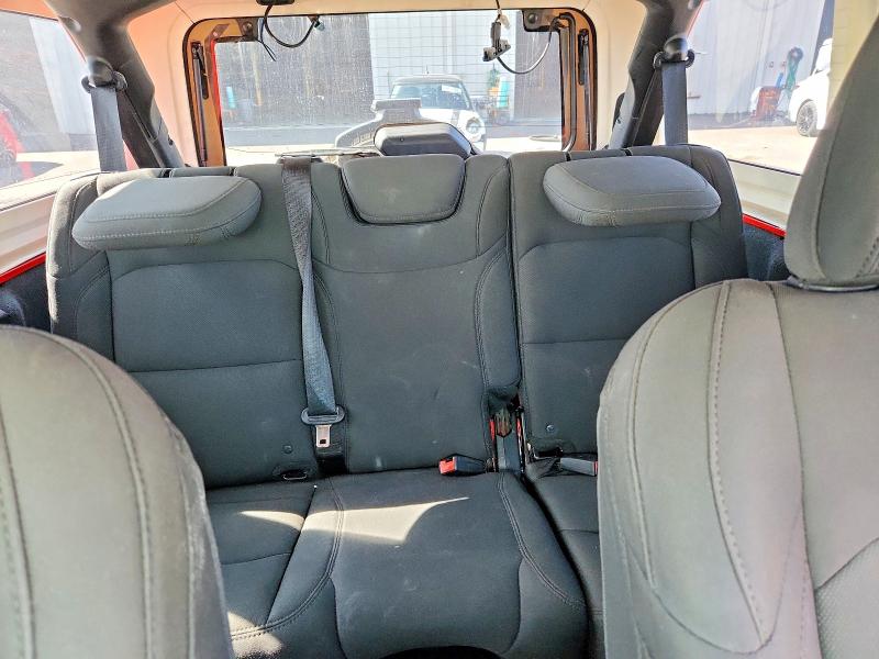 69824346 :رقم المزاد ، 1C4HJXDG7JW179412 vin ، 2018 Jeep Wrangler Unlimited مزاد بيع