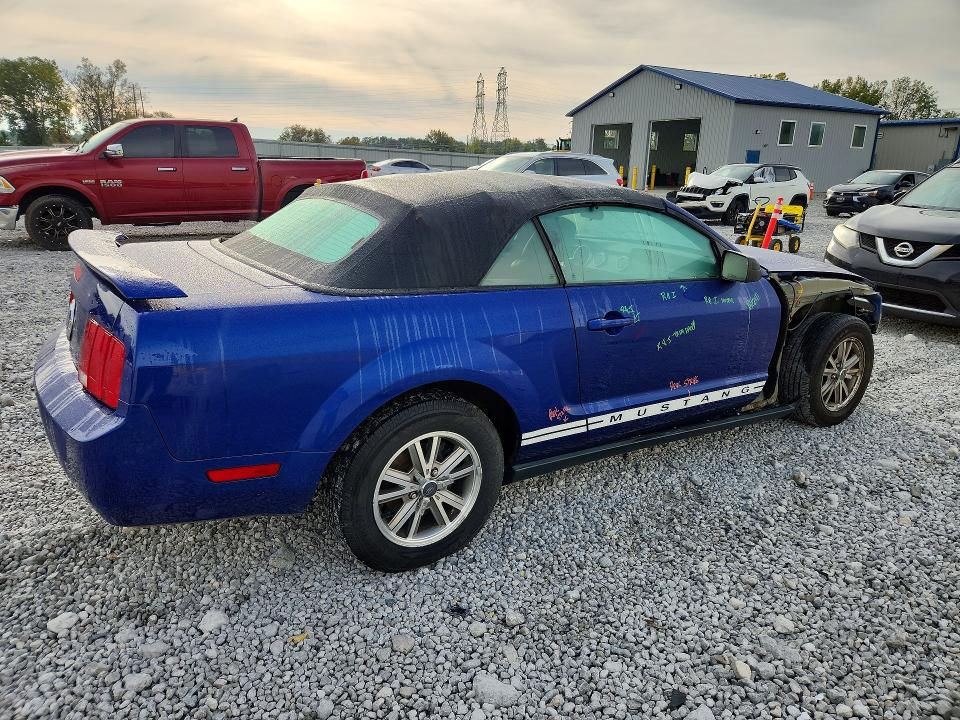 2005 Ford Mustang მანქანა იყიდება აუქციონზე, vin: 1ZVFT84NX55249709, აუქციონის ნომერი: 70652096