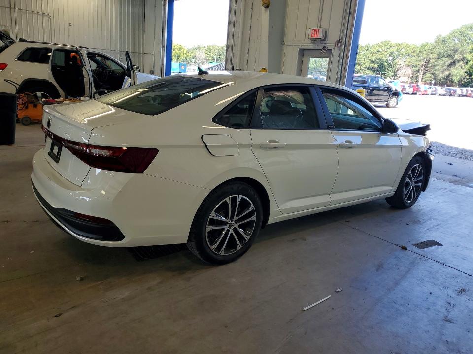 67322266 :رقم المزاد ، 3VWBX7BU3SM039420 vin ، 2025 Volkswagen Jetta مزاد بيع