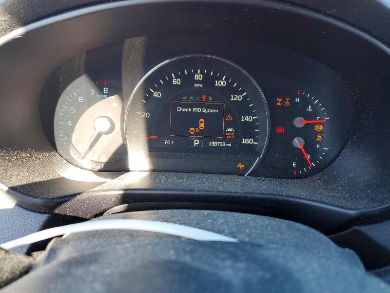 69711066 :رقم المزاد ، 5XYPGDA54HG276845 vin ، 2017 Kia Sorento مزاد بيع