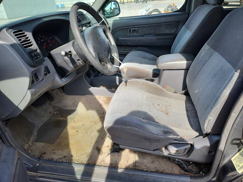 70677046 :رقم المزاد ، 1N6ED27T9YC361661 vin ، 2000 Nissan Frontier مزاد بيع