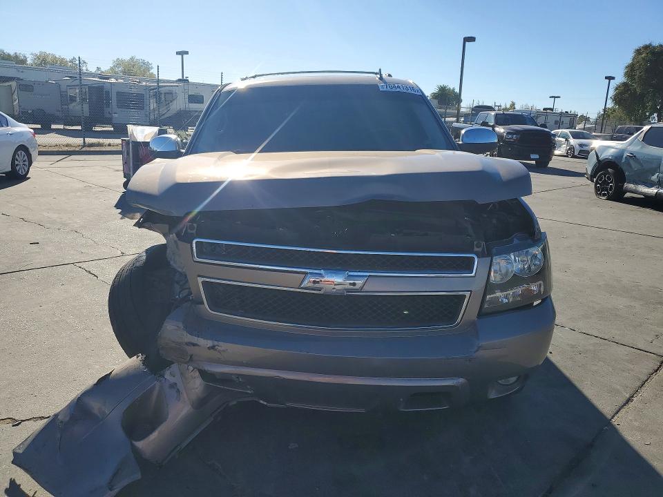Продаж на аукціоні авто 2007 Chevrolet Suburban, vin: 1GNFC16J57R221453, номер лоту: 70441316