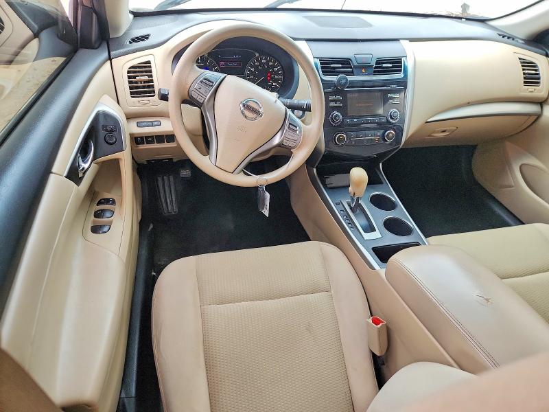 2015 Nissan Altima მანქანა იყიდება აუქციონზე, vin: 1N4AL3AP1FC292621, აუქციონის ნომერი: 67867846