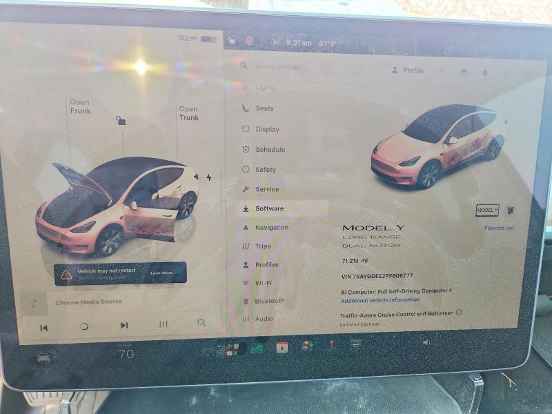64739106 :رقم المزاد ، 7SAYGDEE2PF808777 vin ، 2023 Tesla Model Y مزاد بيع