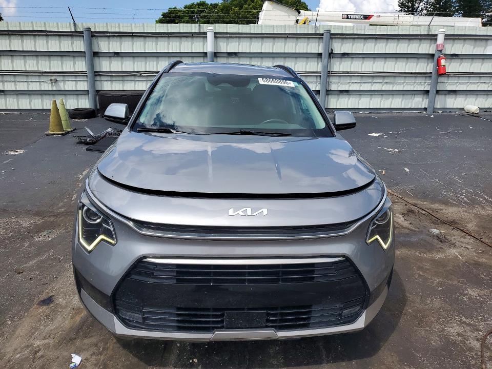 2023 Kia Niro მანქანა იყიდება აუქციონზე, vin: KNDCR3LE6P5084950, აუქციონის ნომერი: 68660896
