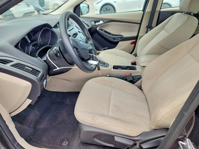 68674606 :رقم المزاد ، 1FADP3F26FL349989 vin ، 2015 Ford Focus مزاد بيع