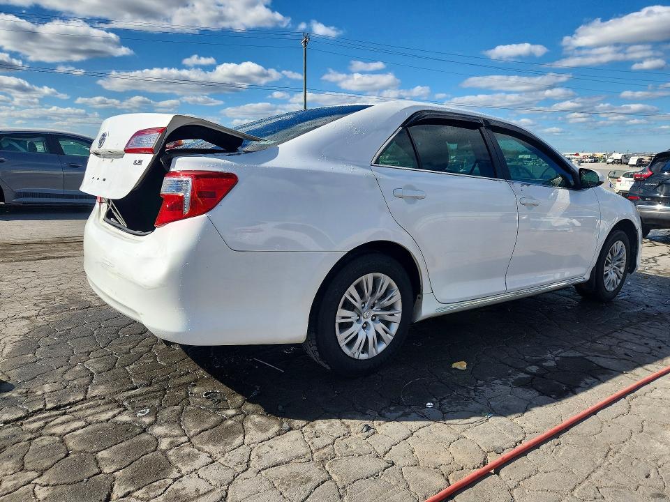 Aukcja sprzedaży 2014 Toyota Camry, vin: 4T4BF1FK5ER424135, numer aukcji: 70116876