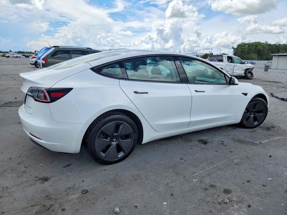 Продажа на аукционе авто 2021 Tesla Model 3, vin: 5YJ3E1EB4MF988387, номер лота: 68840386