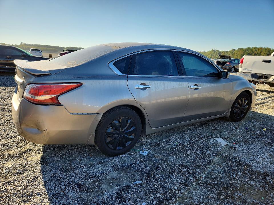 2013 Nissan Altima მანქანა იყიდება აუქციონზე, vin: 1N4AL3AP9DC249142, აუქციონის ნომერი: 70541926