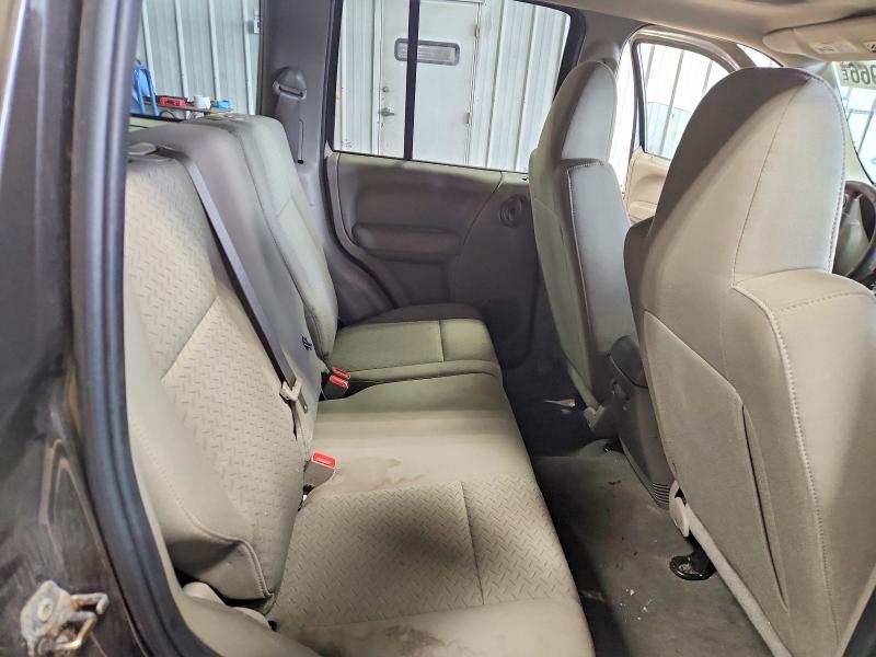 69176966 :رقم المزاد ، 1J4GL38K65W672107 vin ، 2005 Jeep Liberty مزاد بيع