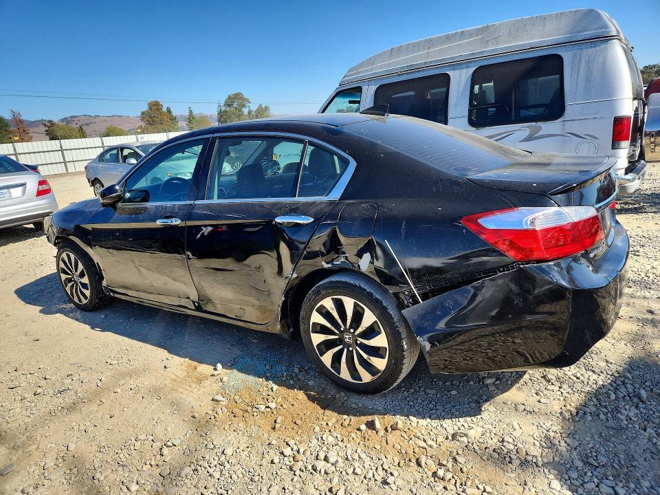 68260586 :رقم المزاد ، 1HGCR6F53FA012320 vin ، 2015 Honda Accord مزاد بيع