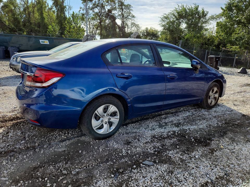 68022686 :رقم المزاد ، 19XFB2F53FE263652 vin ، 2015 Honda Civic مزاد بيع
