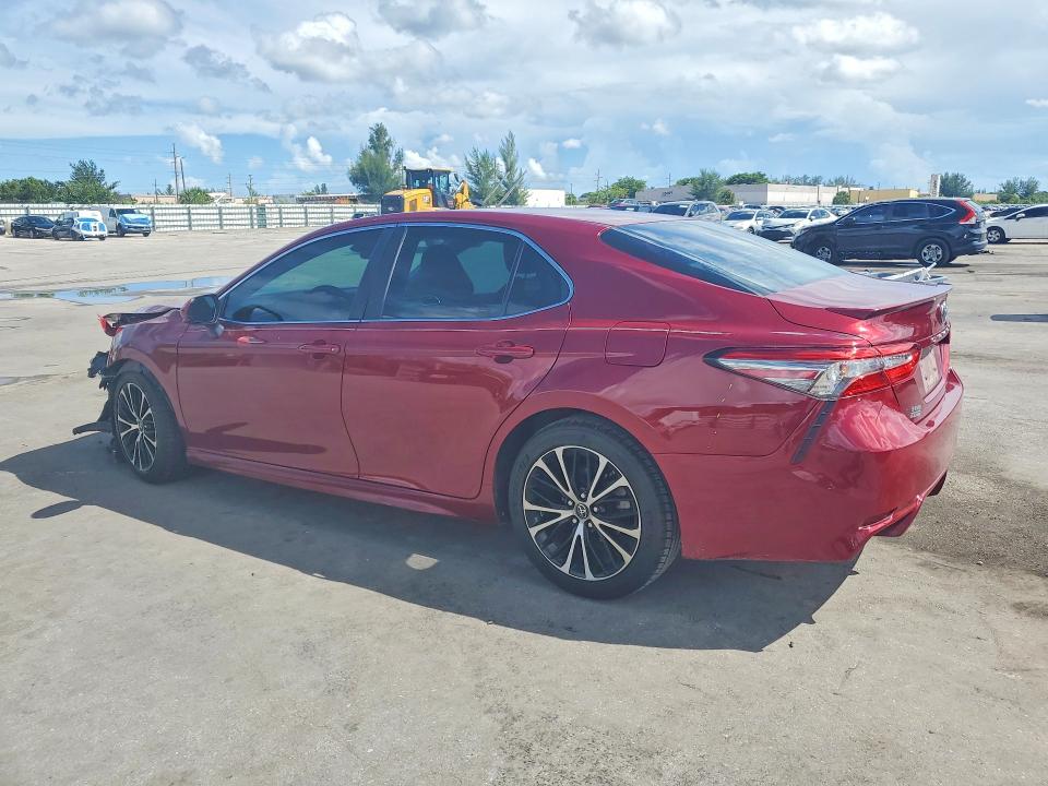 Продаж на аукціоні авто 2018 Toyota Camry, vin: 4T1B11HK5JU602268, номер лоту: 70020856